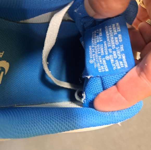 Nike Air Force 1 - Picture 7 of 7